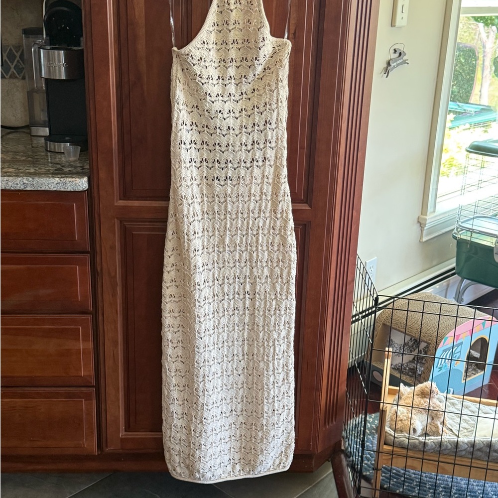 Chic Cream Backless Crochet Dress